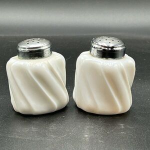 Vintage Fenton wave crest milk glass salt and pepper shaker